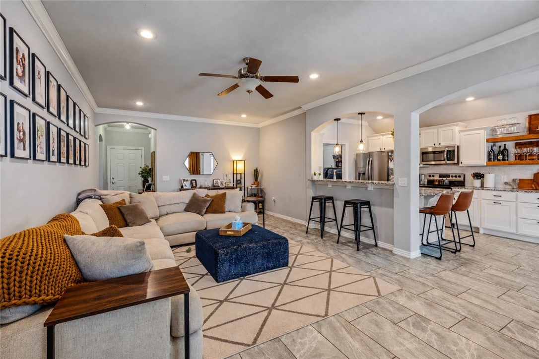 4242 W Divide Drive