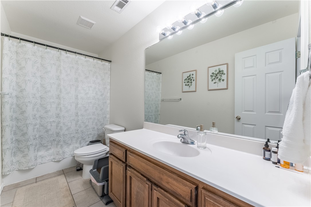 Riverwalk Farm Estate Ph I Bentonville - Residential Income