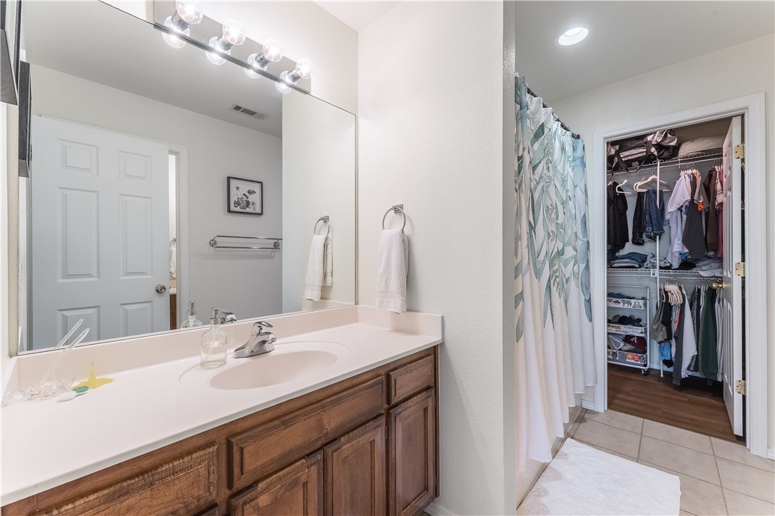 Riverwalk Farm Estate Ph I Bentonville - Residential Income