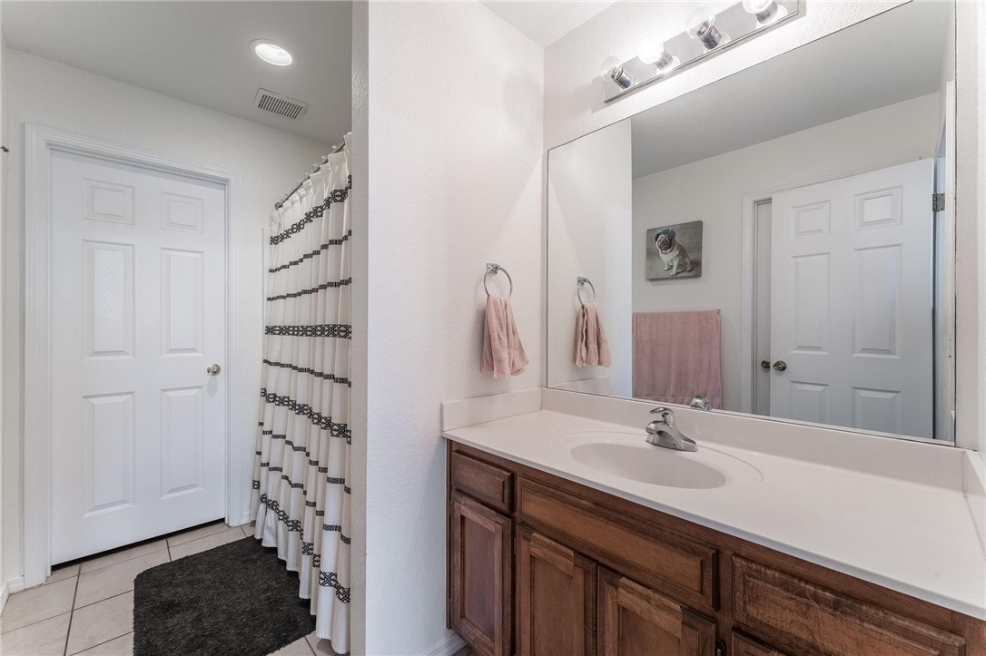 Riverwalk Farm Estate Ph I Bentonville - Residential Income
