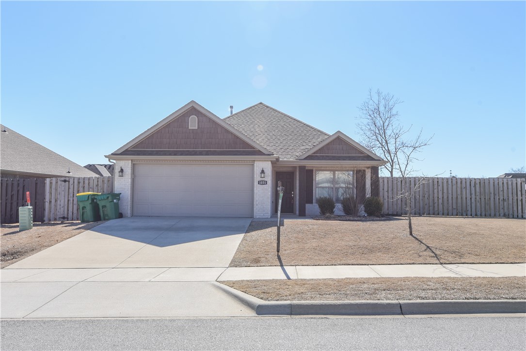 Please note: This is a NO pet property.
Come see this beautiful 3-bedroom, 2-bath all-brick home. The split floor plan offers privacy and an open living area that’s perfect for entertaining. Enjoy granite countertops and ceramic tile in the kitchen and bathrooms, with cozy carpet in the master bedroom. The living room features a gas fireplace, and there’s a covered back patio for outdoor relaxation. A pull-down attic provides convenient extra storage. This home blends comfort, style, and smart design!
We do not advertise on Craigslist or Facebook Marketplace.
S.A.F.E. Property Management residents are enrolled in the Resident Benefits Package (RBP) for $35.00/month which includes liability insurance, credit building to help boost the resident’s credit score with timely rent payments, up to $1M Identity Theft Protection, HVAC air filter delivery...etc.