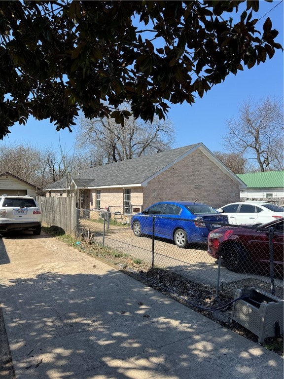 1-17-30 COUNTY COURT PLAT, NE NE - Residential Income