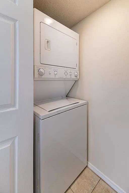 YOUNG'S ADD-BENTONVILLE - Residential Lease