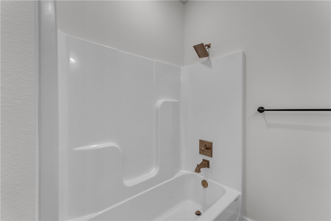 Cobble Creek Sub Rogers - Residential