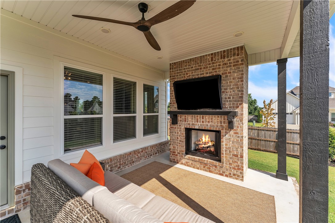 Cobble Creek Sub Rogers - Residential