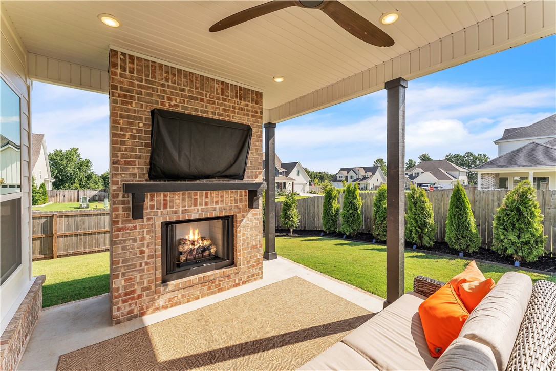 Cobble Creek Sub Rogers - Residential