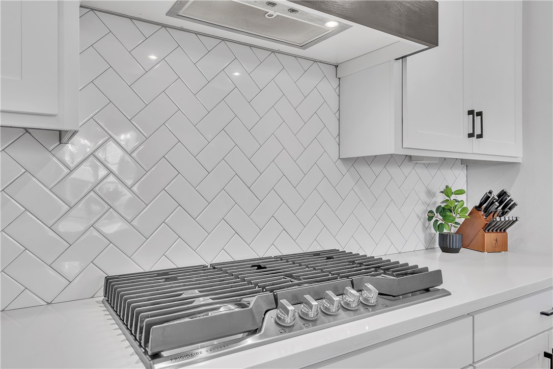 Cobble Creek Sub Rogers - Residential