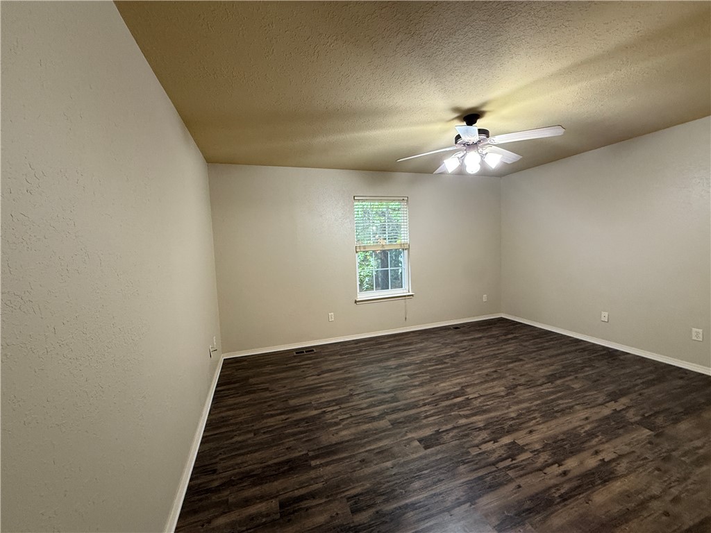 Radcliffe Sub Bvv - Residential Lease