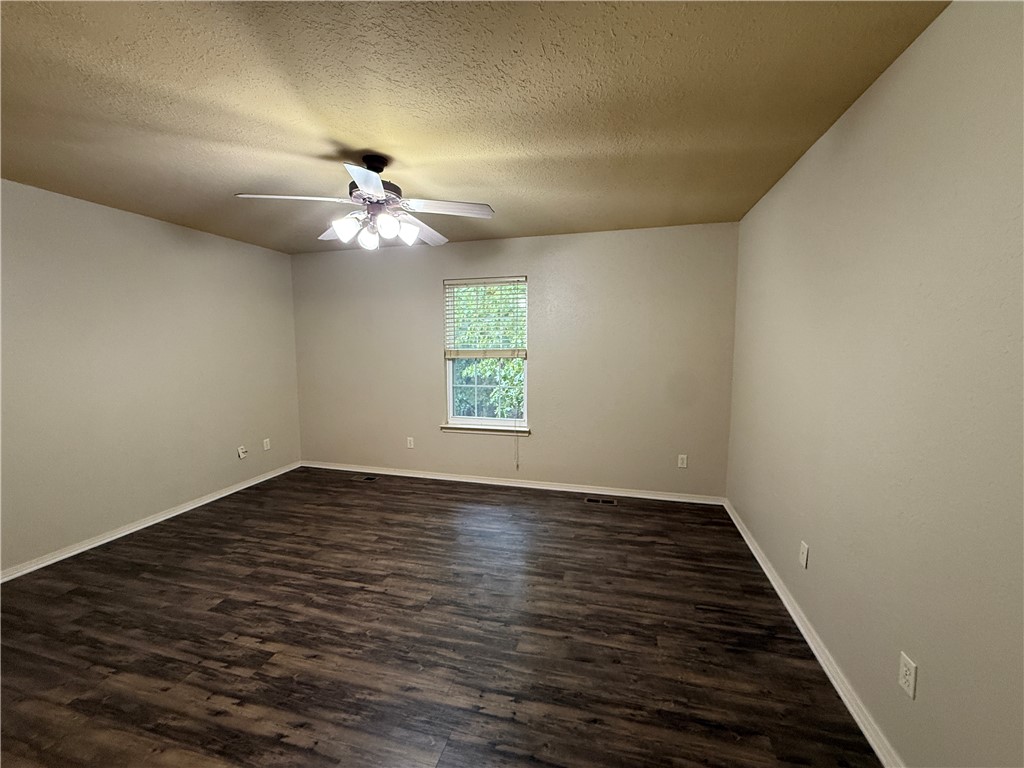 Radcliffe Sub Bvv - Residential Lease