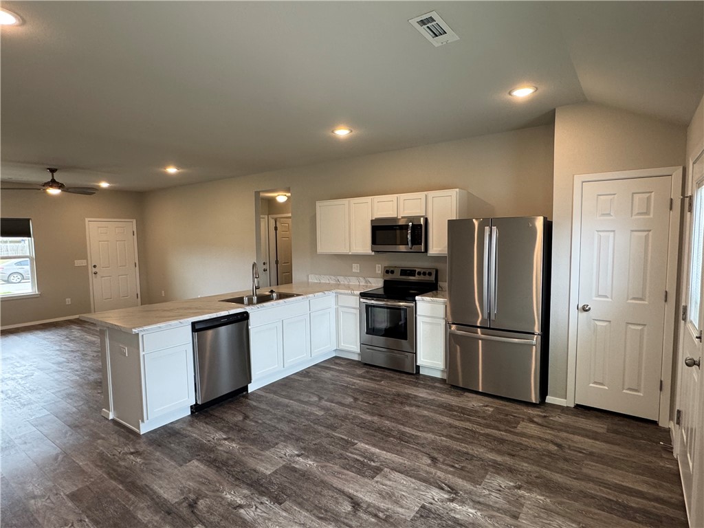 Stokenbury Farms Ii - Residential Lease