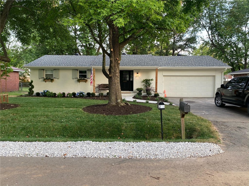 Kitchen/dining, master bed & bath remodeled in 2020, along with new roof and expansion of back patio.