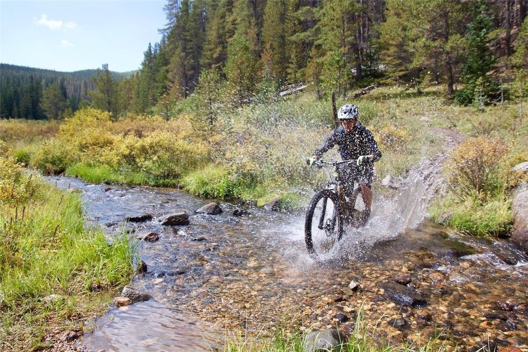 RADCLIFFE SUB-BVV - Land