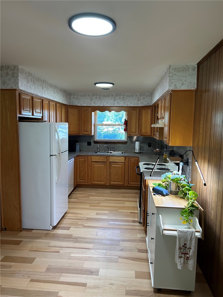 Rosewood Add Rogers - Residential