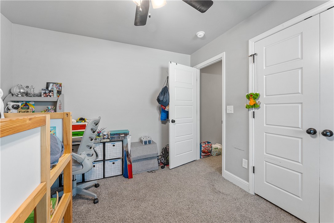 Pines Ph I, The Centerton - Residential