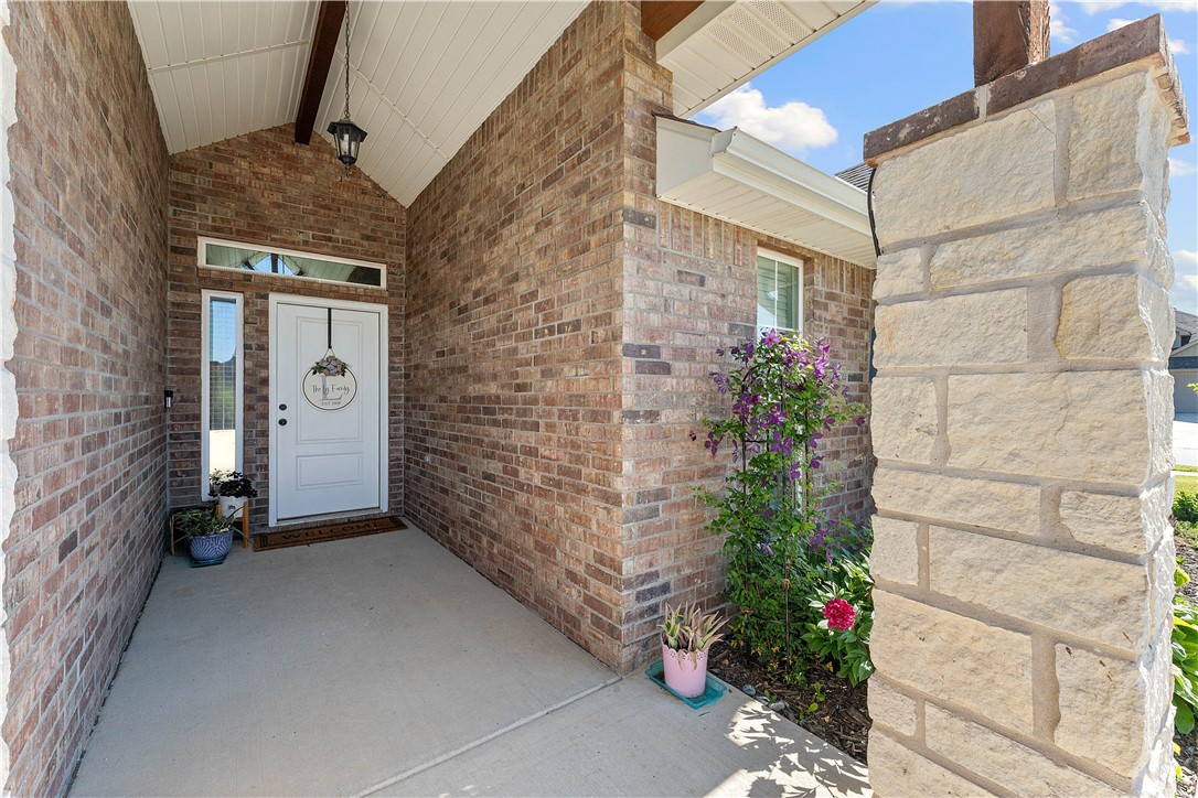 Pines Ph I, The Centerton - Residential