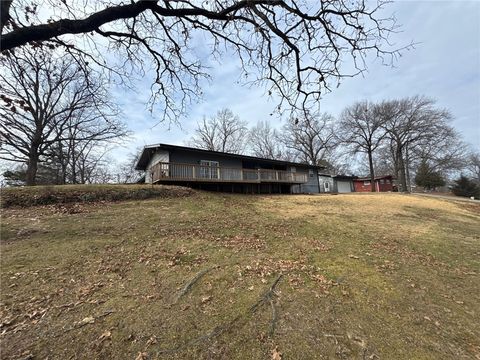 Photo of 27 Worcester, Bella Vista, AR 72714 (MLS # 1333105)