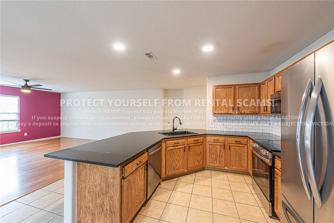 Walnut Crossing Sub - Residential Lease