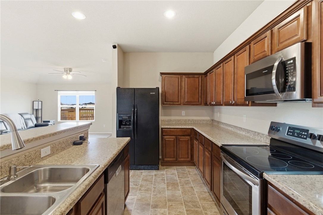 Charleston Park At Legendary - Residential