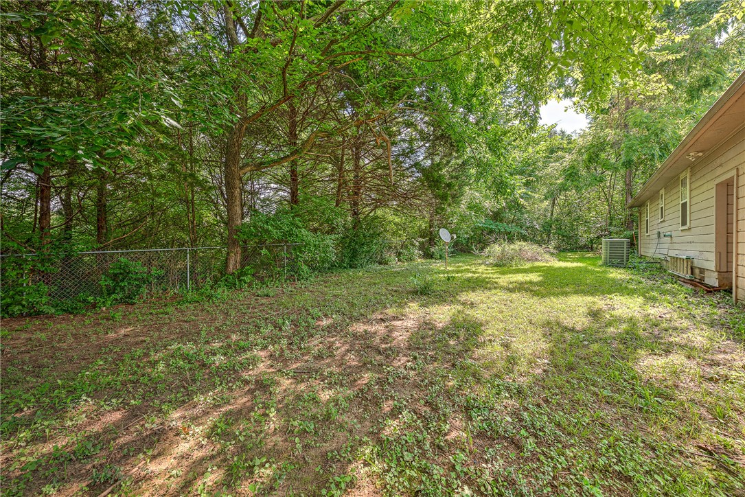 Hendrix Add - Residential Lease