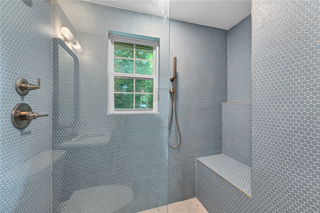 Hendrix Add - Residential Lease