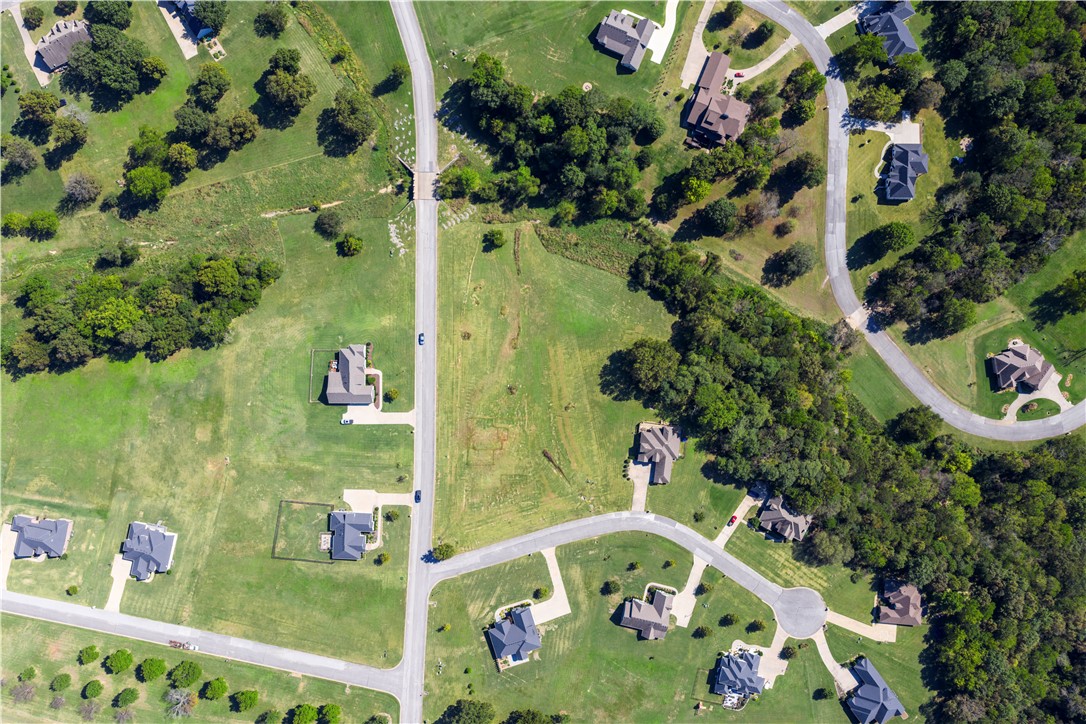Knolls - Land