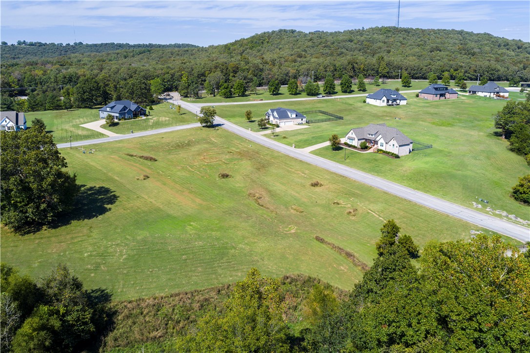 Knolls - Land
