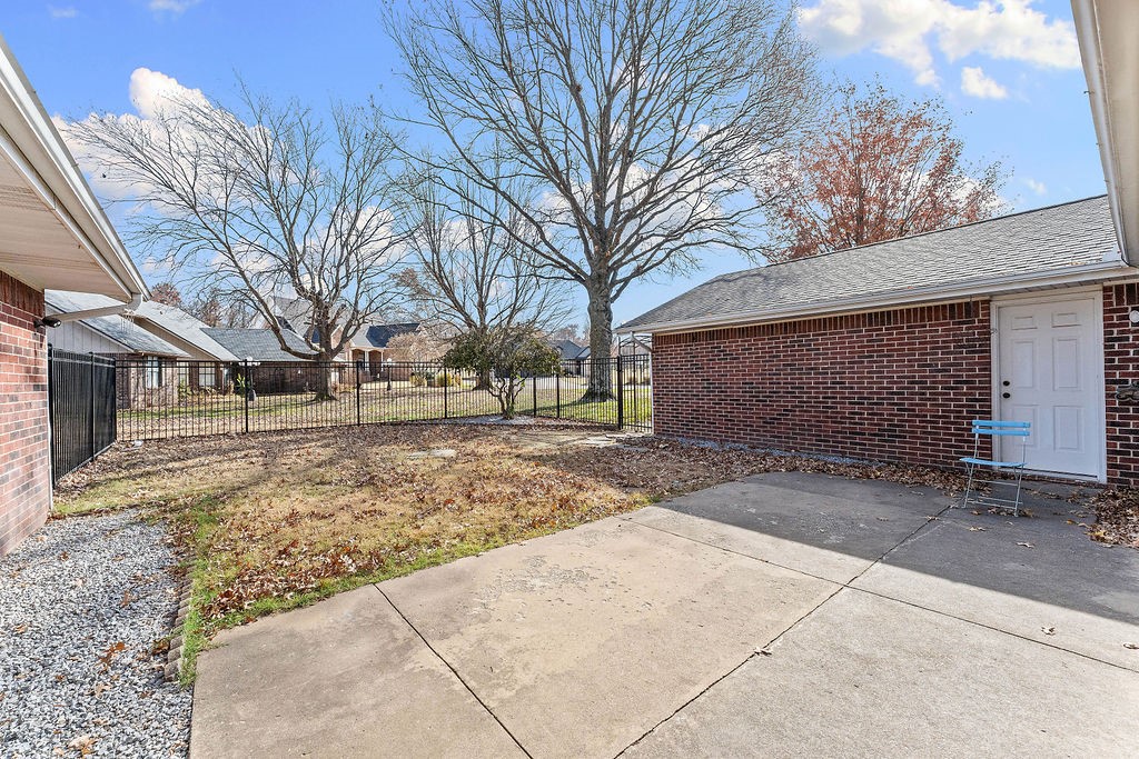 Dawn Hill C C Resort Rurban - Residential