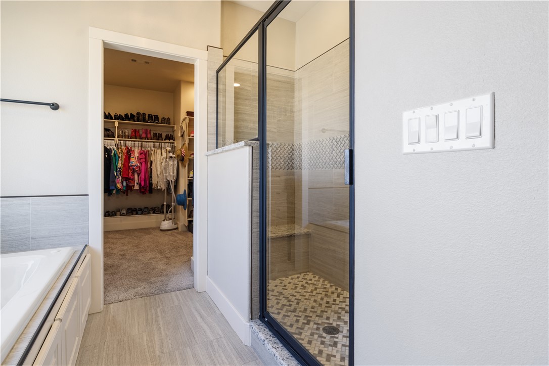 White Oak Estates - Residential