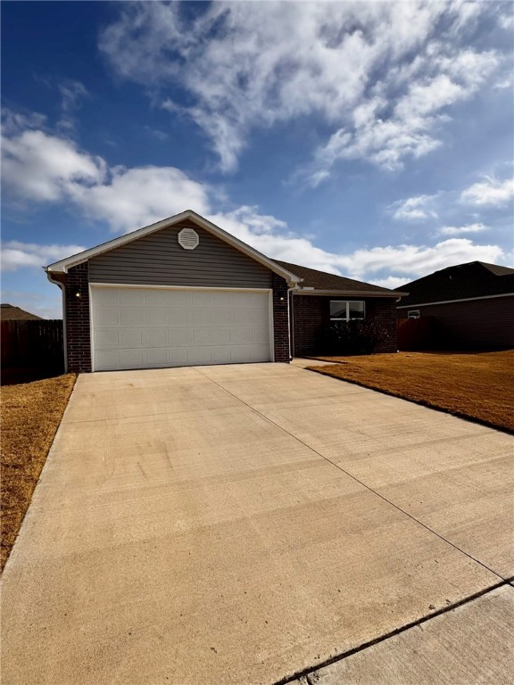 Fox Tail Sub Ph Ii Siloam Spgs - Residential Lease