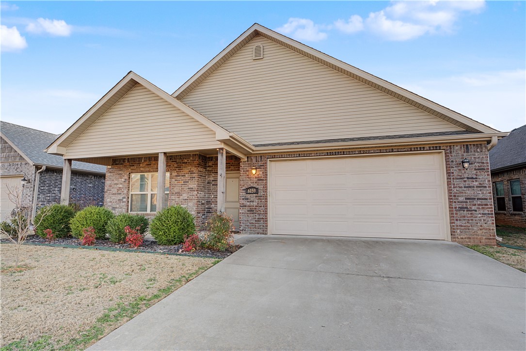 Emerald Point - Residential