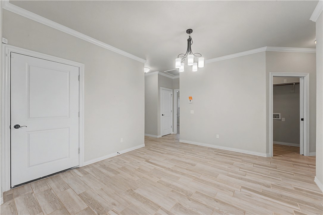 Emerald Point - Residential