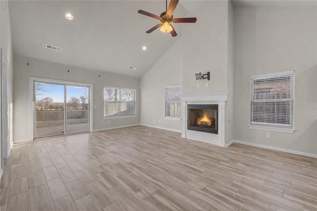 Emerald Point - Residential