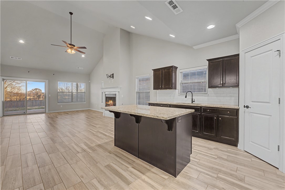 Emerald Point - Residential