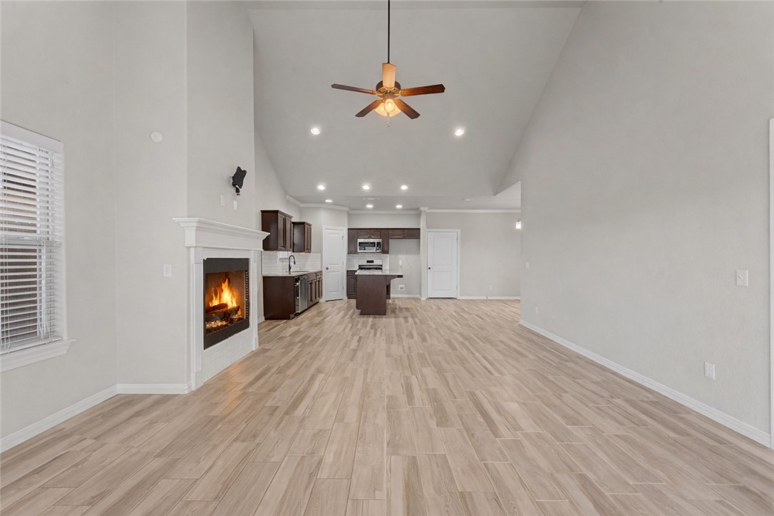 Emerald Point - Residential