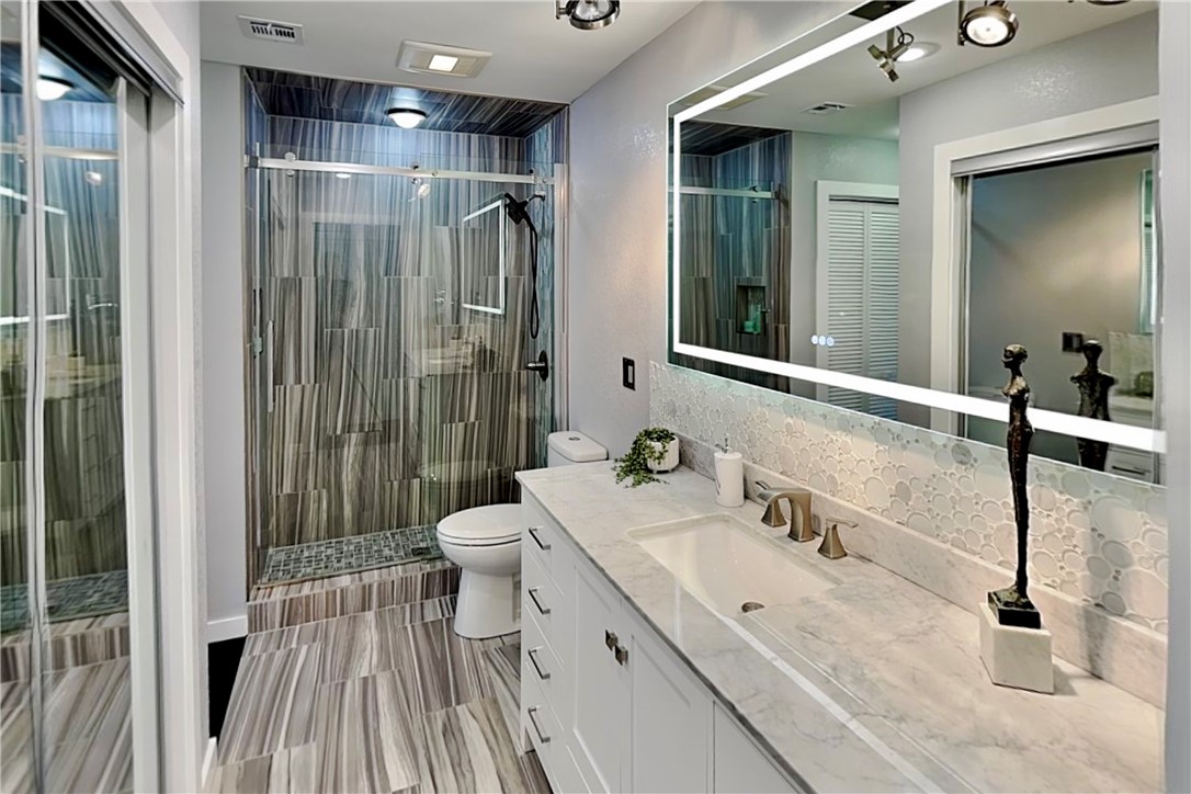 Pinnacle Town Homes Rogers - Residential