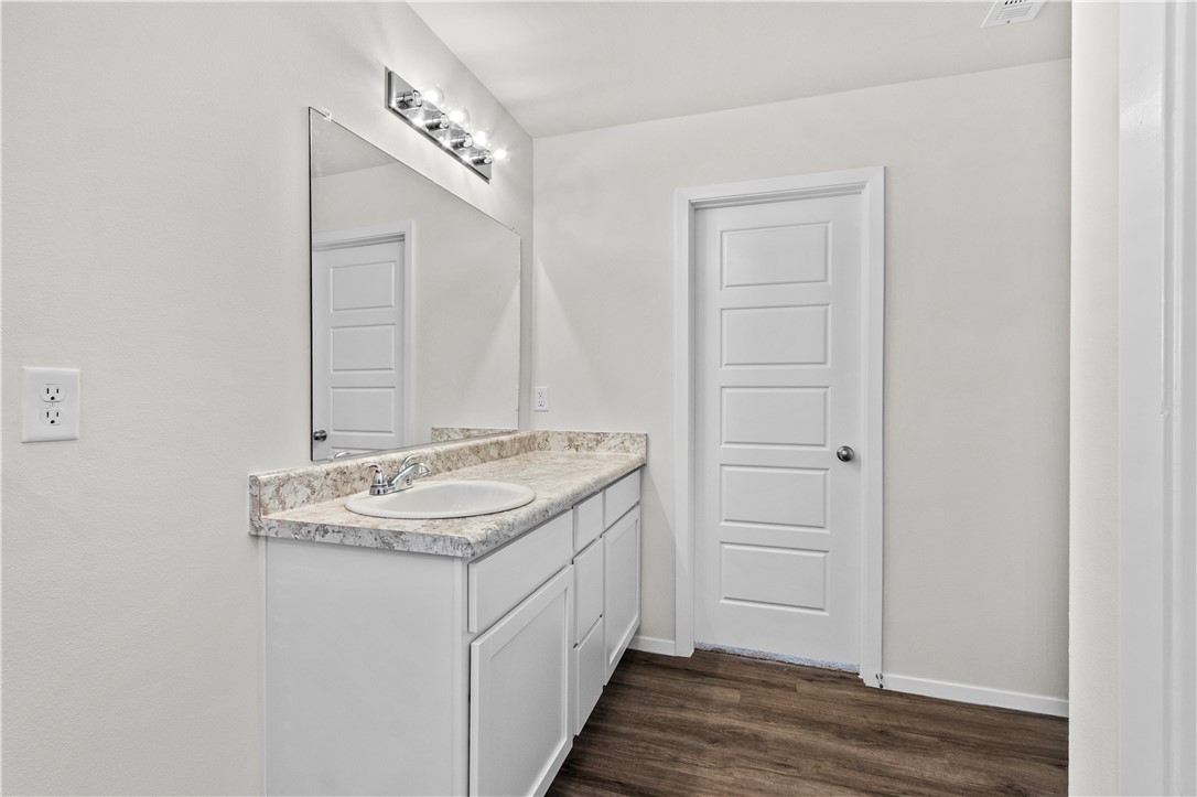 Creekside Meadows - Residential