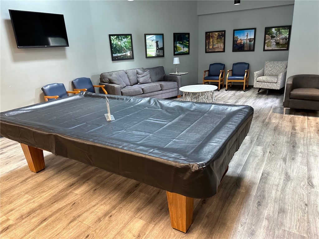 Selkirk Sub Bvv - Land