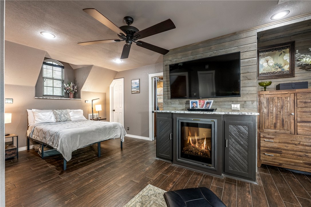 Chronister's Corner - Residential