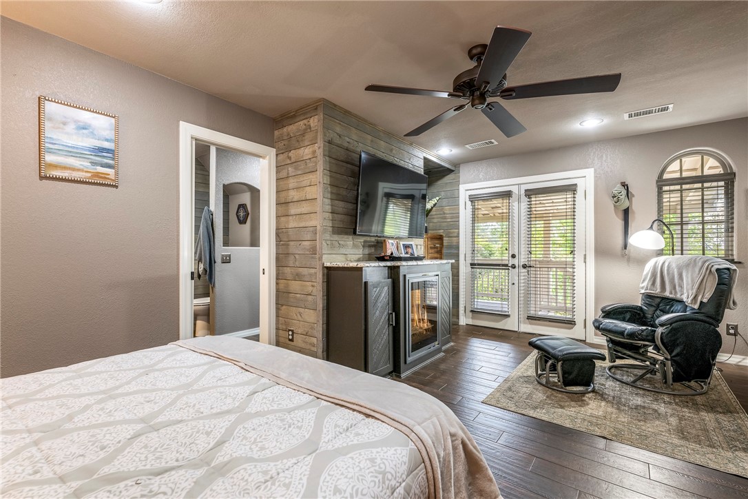 Chronister's Corner - Residential