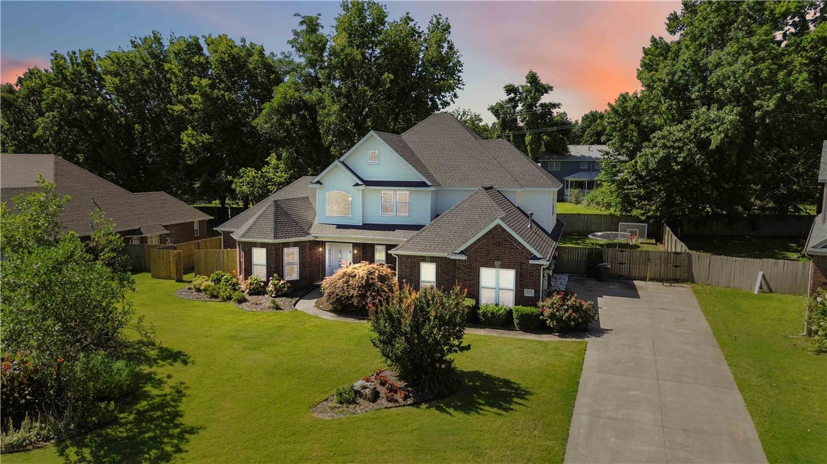 Welcome to Barrington Parke neighborhood in East Fayetteville. This spacious four-bedroom, three-and-a-half-bath home offers a thoughtful layout that includes a dedicated office and a formal dining room, perfect for both work and entertaining. Recent updates include a new roof, new HVAC system, updated interior paint, and modern light fixtures throughout. Enjoy the comfort of a central vacuum system and the convenience of an in-ground sprinkler system. The enclosed back porch provides year-round enjoyment, and the home is just steps away from the neighborhoodās community pool.