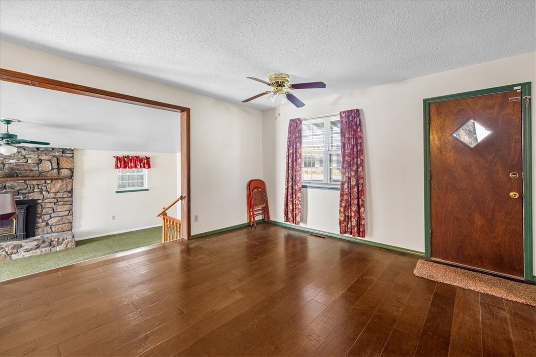 LANTERS SUB-BENTONVILLE - Residential