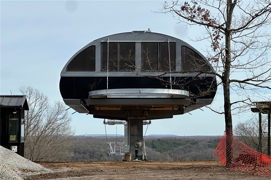 Essex Sub Bvv - Land