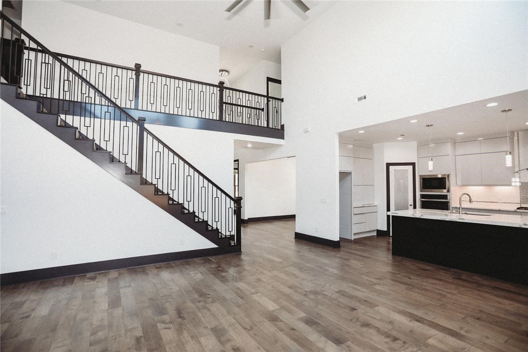 Tuscany Square - Residential