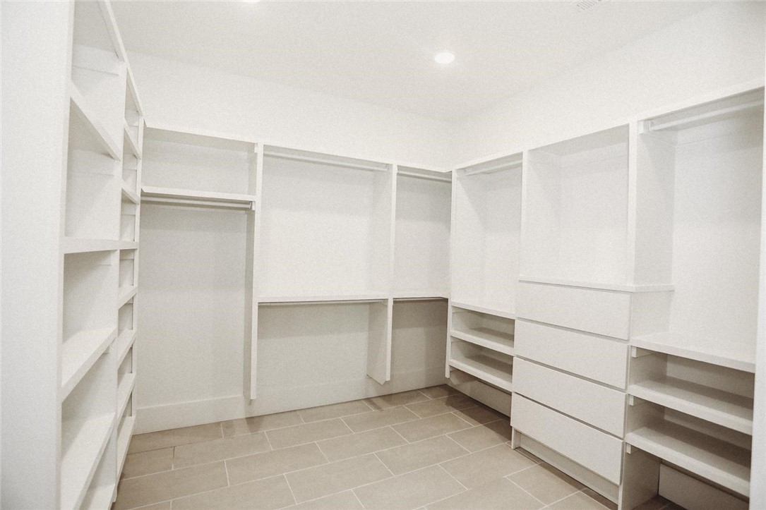 Tuscany Square - Residential