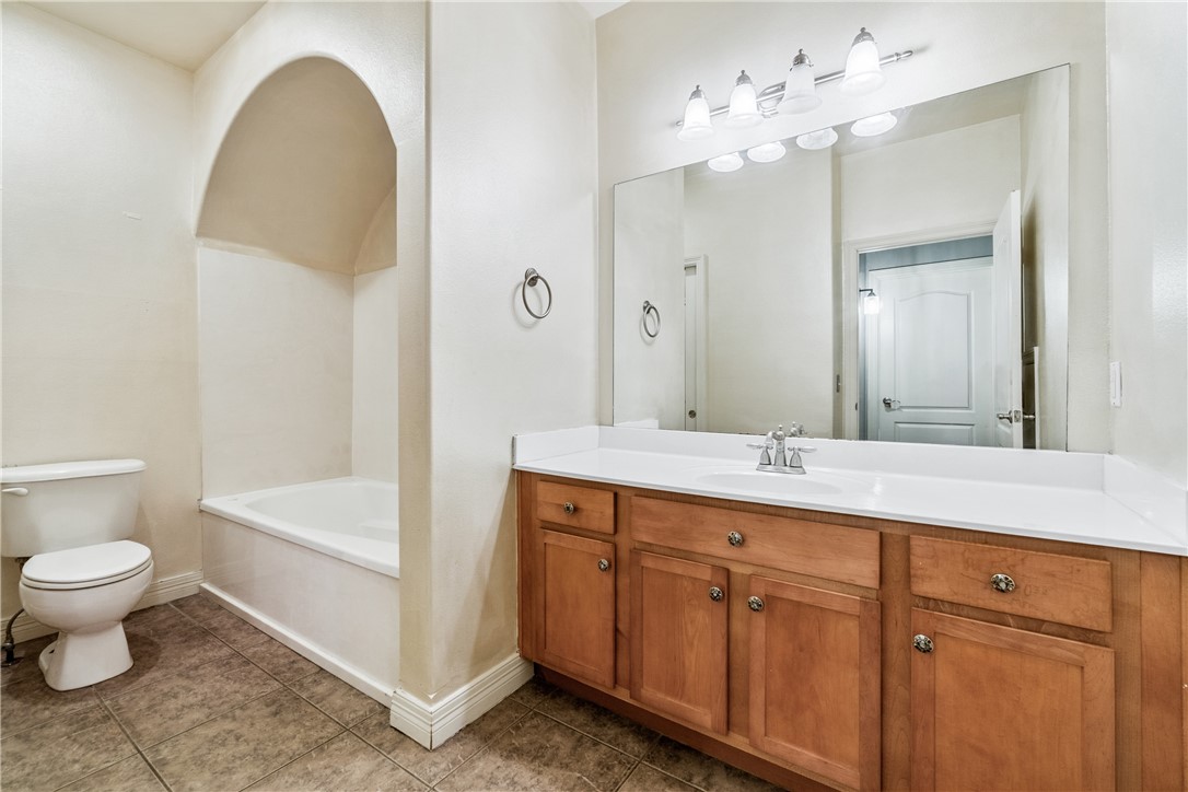 Homes At Oakmont Horizontal Prop Rogers - Residential
