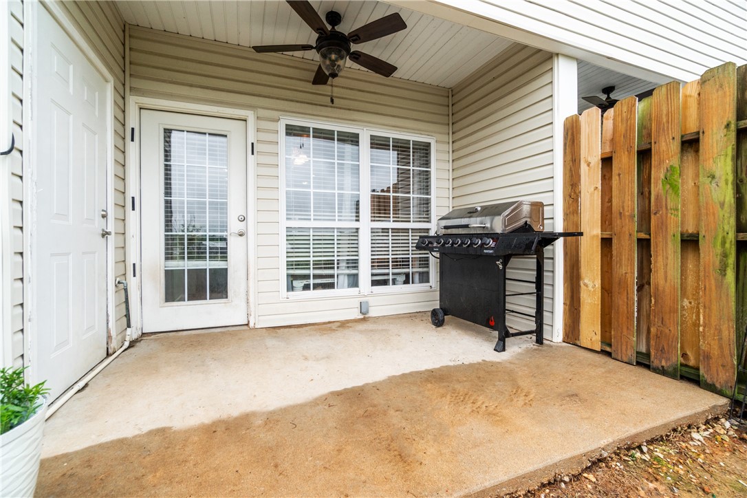 Homes At Oakmont Horizontal Prop Rogers - Residential