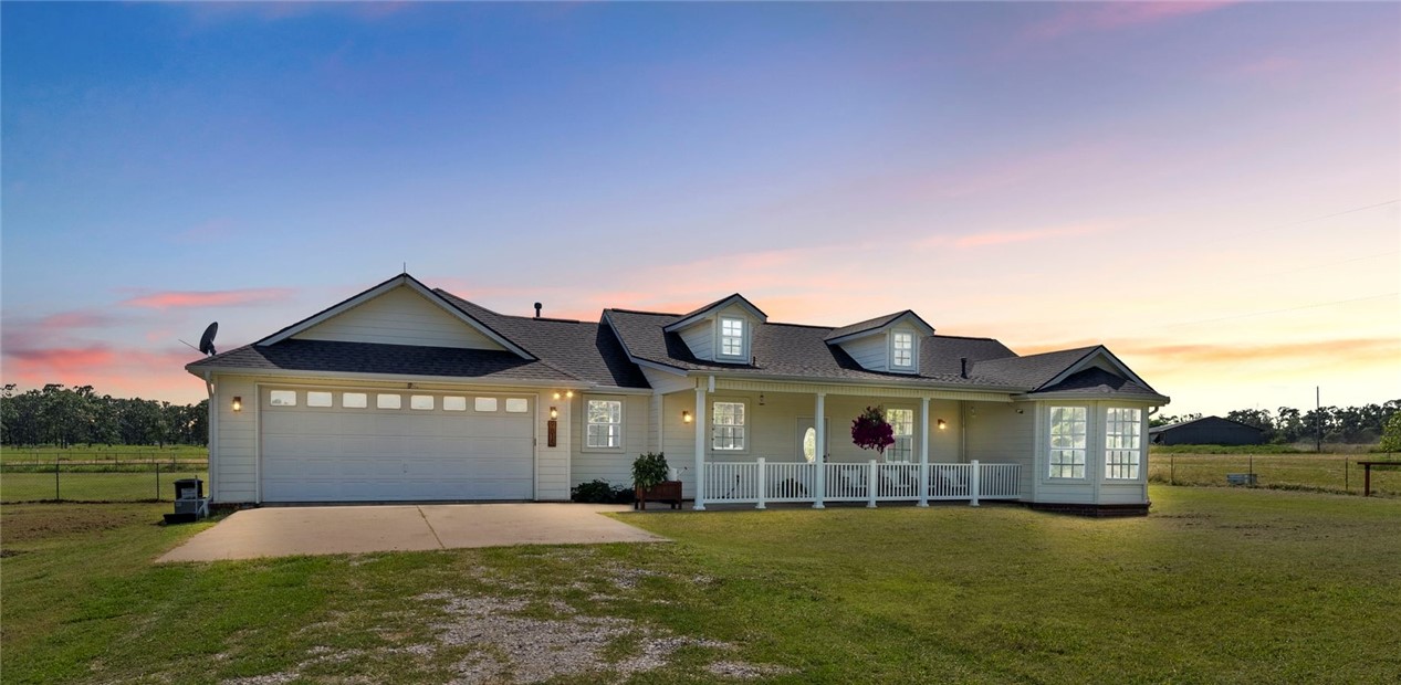 Enjoy peaceful country living with city convenience at 9815 Digby Rd in Gentry! Situated on a flat 4.93-acre corner lot outside city limits, this 3 bed, 2 bath home offers privacy, space for animals, and thoughtful upgrades throughout. Recent enhancements include a new roof, natural gas conversion, fiber internet, new oven, dishwasher, hot water heater, LVP flooring, and neutral interior paint. Enjoy cozy evenings with the new gas fireplace burner, updated lighting throughout, and a new back patio with fire pit. The fenced pasture includes an electric fence and loafing shed with hay/tack storage. Gravel has been refreshed on the driveway, and the exterior has been painted. Only 6 miles to XNA Airport, and a short drive to Bentonville, the new Walmart Home Office, Crystal Bridges, and the future Alice Walton School of Medicine. This is where space, value, and lifestyle come togetherāschedule your showing today!