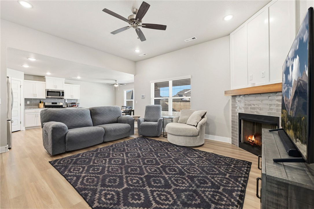 Snyder Grove - Residential