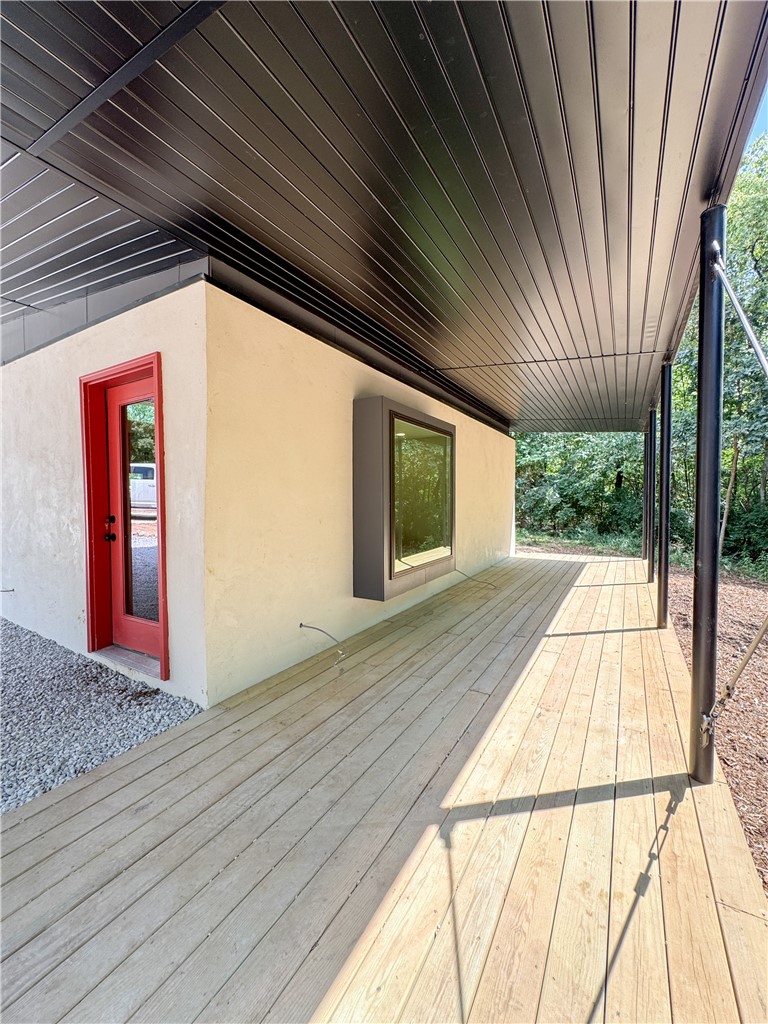 23-16-30 FAYETTEVILLE OUTLOTS - Residential Lease