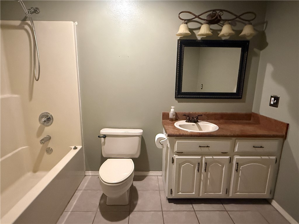 Golden Pond - Residential